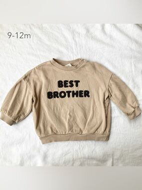 🪴5/$30 H&M 9-12 Months Baby Best Brother Tan Crewneck Sweatshirt Neutral